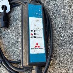 電気自動車 充電ケーブルの画像
