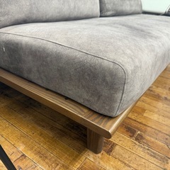 NAGANO INTERIOR 2人がけソファーのご紹介ですの画像