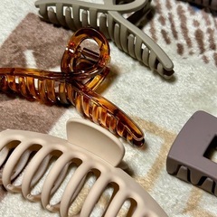 【未使用】ヘアクリップ　7つセット　髪留め　髪パックンの画像