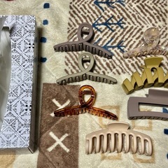 【未使用】ヘアクリップ　7つセット　髪留め　髪パックンの画像