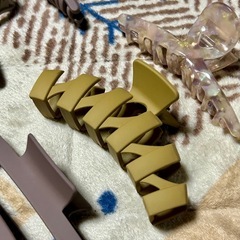 【未使用】ヘアクリップ　7つセット　髪留め　髪パックンの画像