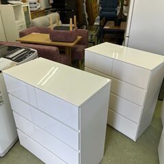 【リサイクルショップ ピカソ 小松原】🌈✨【超美品‼️ツヤッツヤ✨】ニトリ QUESS（クエス）80-4LC WH✨人気のホワイトハイグロス幅80cmローチェスト🎉★2599★の画像