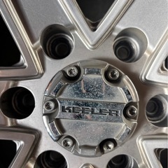 265/65R17 スタッドレスタイヤ　　　の画像