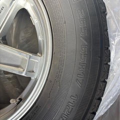 265/65R17 スタッドレスタイヤ　　　の画像