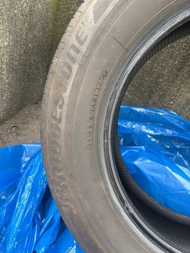 BRIDGESTONE 185/65R15サマータイやヤ