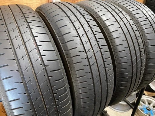 BRIDGESTONE 185/65R15サマータイやヤ