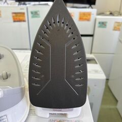 【リサイクルショップ ピカソ 小松原】🌸✨アイリスオーヤマ✨コードレスアイロン✨SIR-04CL-P（2020年製）💗★7338★の画像