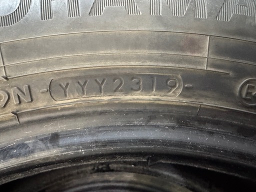 195/65R15 スタッドレスタイヤ ヨコハマIG60 4本セット