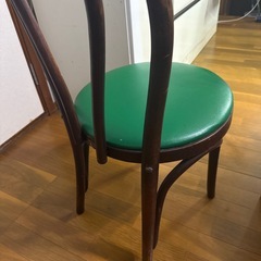 レトロ椅子の画像