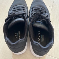 未使用に近い🉐人気のSKECHERSスケッチャーズ スニーカー の画像