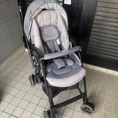 𝐀𝐩𝐫𝐢𝐜𝐚ベビーカー ラクーナクッションの画像