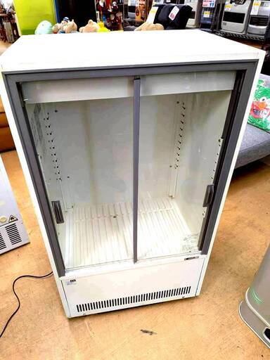 サンデン　冷蔵ショーケース　VRS-68XE サンデン 冷蔵ショーケース VRS-68XE 業務用 131L 2017年製 (（株