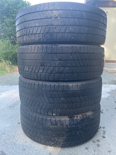 スタッドレスタイヤ（交渉中）