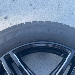 スタッドレスタイヤの画像