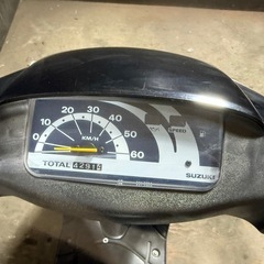 ★支払総額3.5万円★激安バイク続々入荷中！ なんでも買い取ります！ スズキ レッツ2 黒　人気のレッツ2！ 2ストのためオイル注ぎ足すだけ！ 外観良好！ちょっとした足に♪の画像