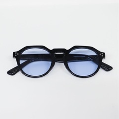 試着品　サングラス の画像