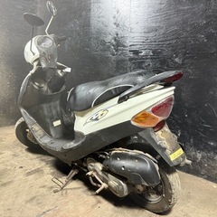★支払総額3.0万円★定休日なし！いつでも現車確認可能です！SYM DD50 白 人気のDD50！ 車格大きい50cc！ 2ストのためオイル注ぎ足すだけ！ バッテリー新品！ 激安原付！の画像