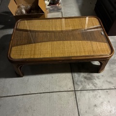 ラタン座卓の画像