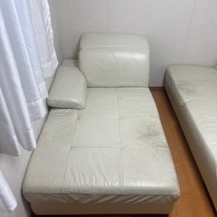 東京インテリアカウチソファの画像