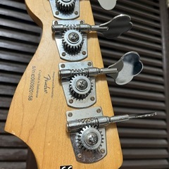 Squire by fender affinity プレシジョンベースの画像
