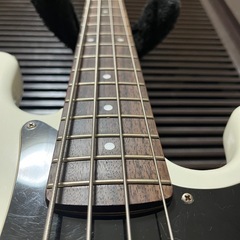 Squire by fender affinity プレシジョンベースの画像