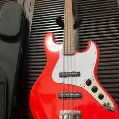 美品良好Squire by fender Affinity ジャズベースの画像