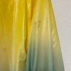 GU グラデーションパーカー　ジャンパー　Mサイズの画像