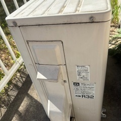 シャープ ルームエアコンの画像