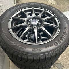 11月23日までで一番高額な方に譲ります❗️30プリウス後期！値下げ交渉して下さい！スタットレスタイヤ付の画像