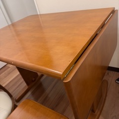 ダイニングテーブルセットの画像