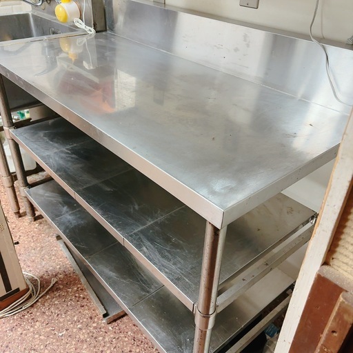 ステンレス製の調理場の調理台大サイズ