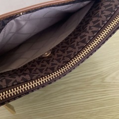 MICHAEL KORS マイケルコース MKロゴショルダーバッグの画像