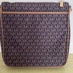 MICHAEL KORS マイケルコース MKロゴショルダーバッグの画像