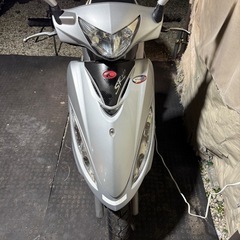 キムコ　SR125 Vリンク　実働　小型　4サイクルFI車　125cc　激安の画像