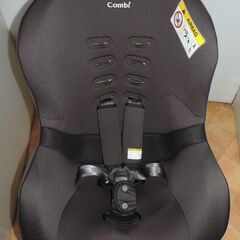 美品/コンビ/ウィゴー/新生児～４歳/ベルト固定/コンパクト/２０２２年購入の画像