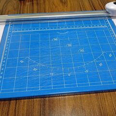 ペーパーカッター　A4サイズの画像