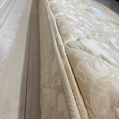 【Sealy】マットレスの画像