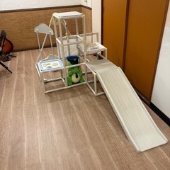 子供用　ジャングルジム　ブランコ