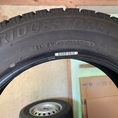 ブリヂストン BLIZZAK VRX 155/65R14の画像