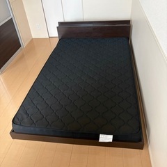 フロアベッド／フレーム＋マットレスセット／コンセント・USB付き（千葉県稲毛区）Lonnie/ロニーの画像