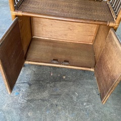 藤製 アーチの棚 ランドリーラックの画像