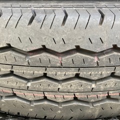新車剥がし　BRIDGESTONE 195/80R15 2025年製　夏タイヤ　ハイエース等の画像