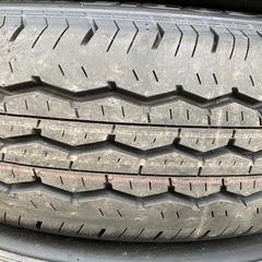新車剥がし　BRIDGESTONE 195/80R15 2025年製　夏タイヤ　ハイエース等の画像