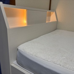 ニトリ　シングルベッド　マットレス・コンセント・ライト・収納付きの画像