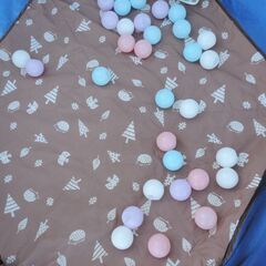ベビー・子供用品買取販売キッズモール湘南/綺麗/日本育児ポータブルベビーサークル/折りたたみ/５カ月~３歳半頃/ボール付きの画像
