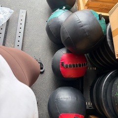 11/18 現地17〜18 ジム用品
格安の画像