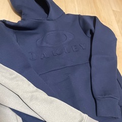 アンダーアーマー　オークリー　パーカーの画像