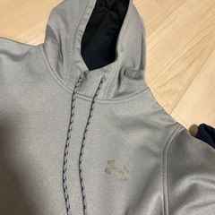 アンダーアーマー　オークリー　パーカーの画像