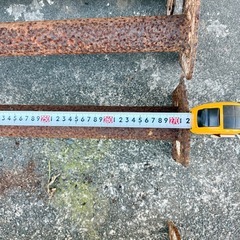 長めのフラワーサポート4本（錆びてます）の画像