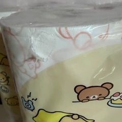 リラックマ　トイレットペーパー４個入り３袋とぬいぐるみ
の画像